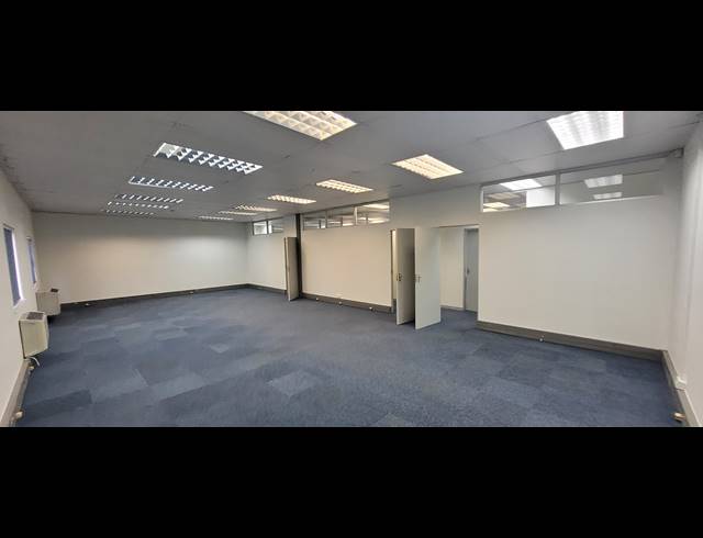 585M² OFFICE TO LET IN NELSPRUIT CENTRAL